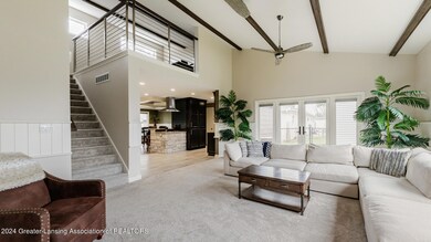 1637GREEENCREST16B