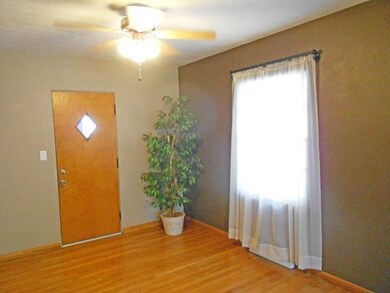 1491 W 29th St, Davenport, IA 52804 - photo 5