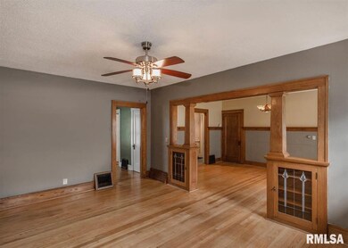 1122 W 17th St, Davenport, IA 52804 - photo 6