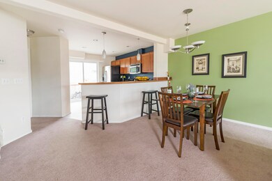 Dining/Kitchen