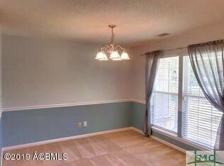 190 Silverton Rd Diningroom