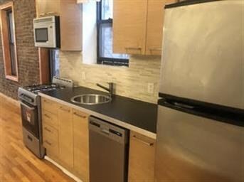 163 Baldwin Ave unit 1, Jersey City, NJ 07306 - photo 4