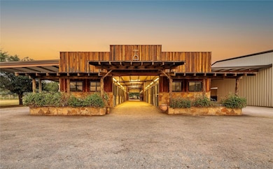 990 N Fm 113, Weatherford, TX 76088 - photo 2