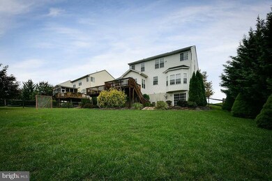 7129 Wimmer Ln, Sykesville, MD 21784 - photo 3