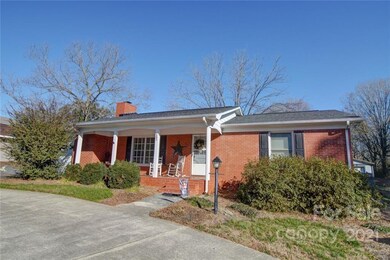 307 S Elm St, Marshville, NC 28103 - photo 5