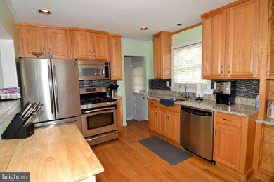 415 Burwood Ave, Glen Burnie, MD 21061 - photo 3