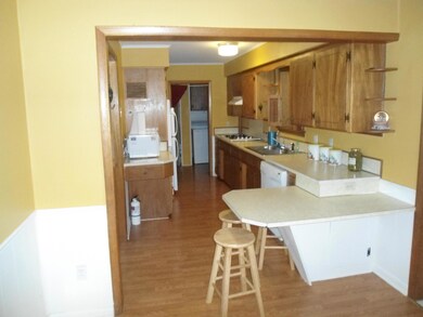 1304 W Washington (18)