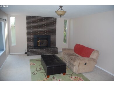 19955 SW Meadow View Dr, McMinnville, OR 97128 - photo 7