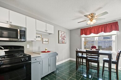 64 Tennis Plaza Rd unit 7, Dracut, MA 01826 - photo 7