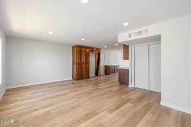 5-web-or-mls-3023 N 84th Pl, Scottsdale-