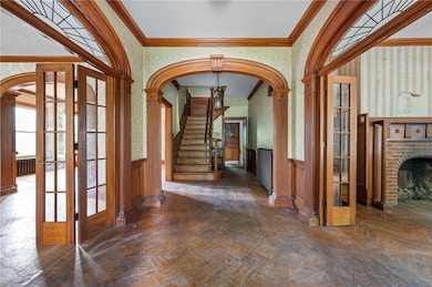 38 Oakley Rd, Woonsocket, RI 02895 - photo 2