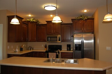 Kitchen w/ Island