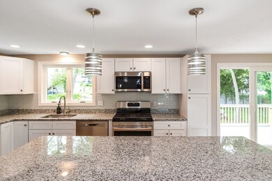 15 Grove St, Fairhaven, MA 02719 - photo 5