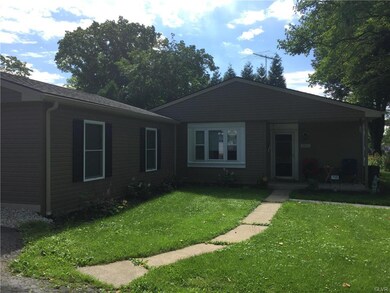 3453 Lanark Rd, Coopersburg, PA 18036 - photo 3