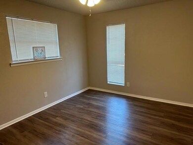 720 E Pecan St, Hurst, TX 76053 - photo 7