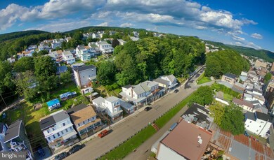 243 Lafayette St, Tamaqua, PA 18252 - photo 5