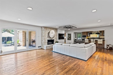 6106 Brandeis Ln, Dallas, TX 75214 - photo 5