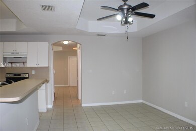 790 SW 107th Ave unit 301, Pembroke Pines, FL 33025 - photo 3