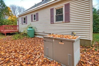 21 Maplecrest St, Newmarket, NH 03857 - photo 6