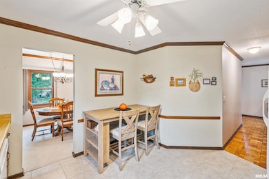 2321 E 47th St, Davenport, IA 52807 - photo 6