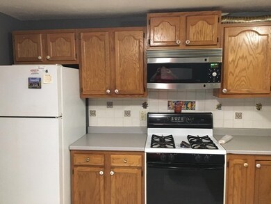 9 Gates Cir, Worcester, MA 01603 - photo 4