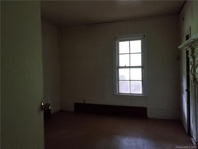 908 Landers Chapel Rd, Lincolnton, NC 28092 - photo 4