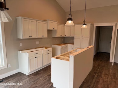 4005 E Plaza Blvd, Northwood, OH 43619 - photo 6