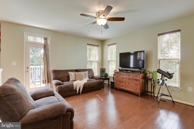 42183 Canary Grass Square unit 2A1, Aldie, VA 20105 - photo 6