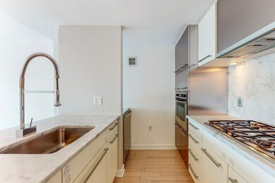 Parris Landing unit 3523, Charlestown, MA 02129 - photo 4