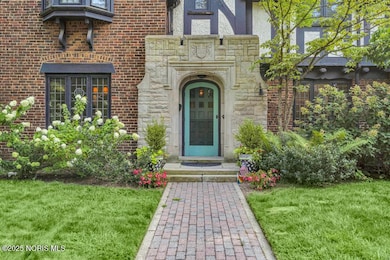 3765 Brookside Rd, Ottawa Hills, OH 43606 - photo 3