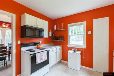 418 Mound Ave, Mankato, MN 56001 - photo 3