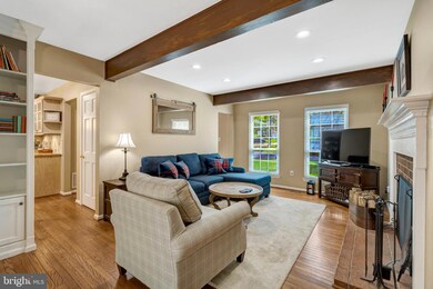 3517 Mount Burnside Way, Woodbridge, VA 22192 - photo 7