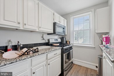 8014 Arlington Ave, Upper Darby, PA 19082 - photo 6