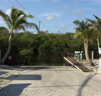 6817 Bayshore Rd, Palmetto, FL 34221 - photo 4