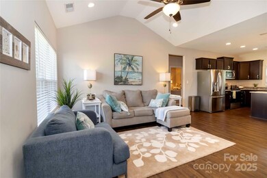 117 Franklin St, Clover, SC 29710 - photo 5