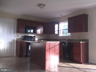 13 Albans Ct, Bernville, PA 19506 - photo 4