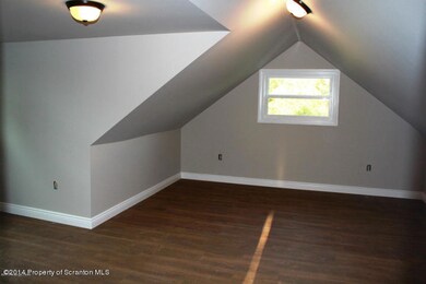 156 Laurel Ln, Blakeslee, PA 18610 - photo 4