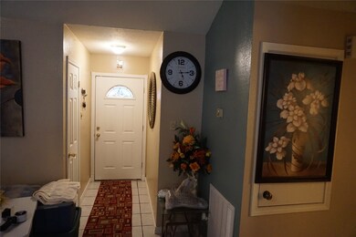 3362 Creek Grove Dr, Houston, TX 77066 - photo 6