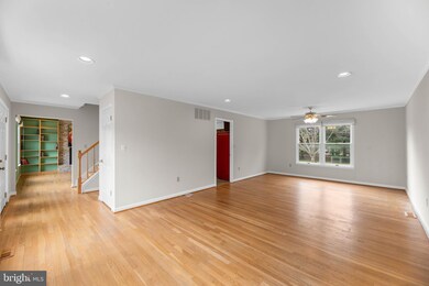 8 Dandelion Ct, Owings Mills, MD 21117 - photo 7