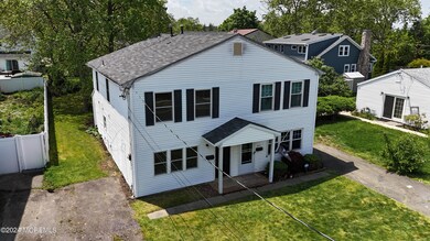 32-2-Green-Grove-Avenue-25-2