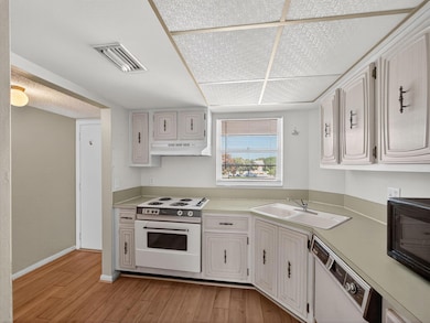 18081 SE Country Club Dr unit 17170, Jupiter, FL 33469 - photo 5