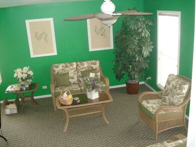 1904 Scott Cir, Carpentersville, IL 60110 - photo 4