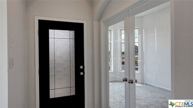 545 Lacey Oak Loop, San Marcos, TX 78666 - photo 3