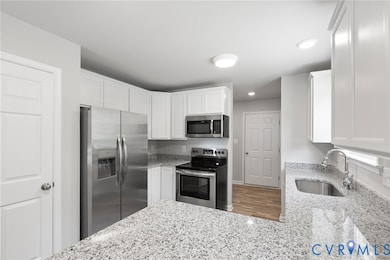 69 Pinewood Ln, Colonial Beach, VA 22443 - photo 6