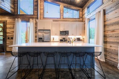 302 Carter Valley Ln, Broken Bow, OK 74728 - photo 6