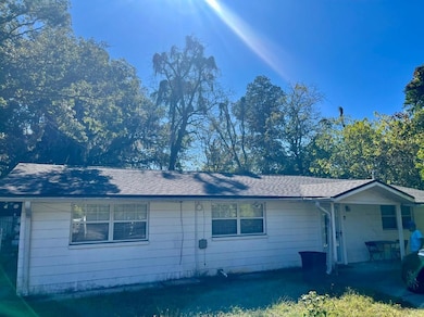 8324 Susie St, Jacksonville, FL 32210 - photo 4