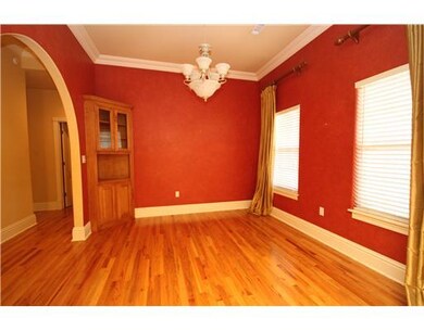 Dining Room. FORMAL WITH BUILTINS