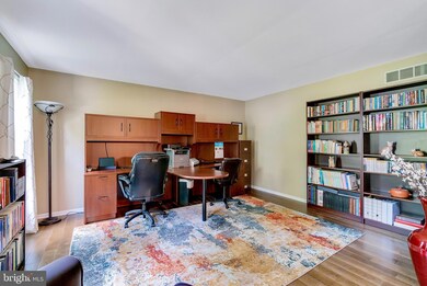 245 Heatherfield Dr, Souderton, PA 18964 - photo 3