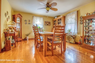 238 Burbank Ave, Staten Island, NY 10306 - photo 7