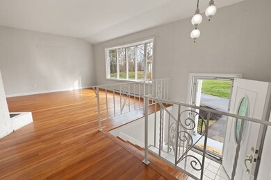 8 Spring Ln, Sharon, MA 02067 - photo 5